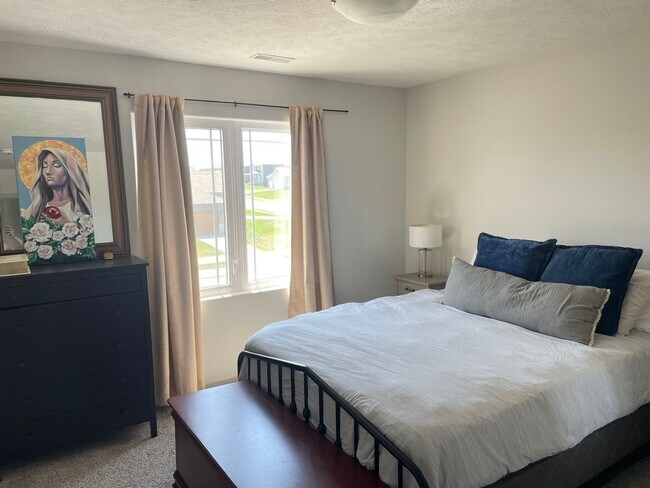 Building Photo - Home For Rent Papillion