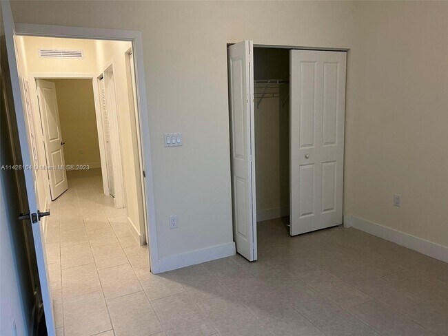 Building Photo - 8167 NW 41st St