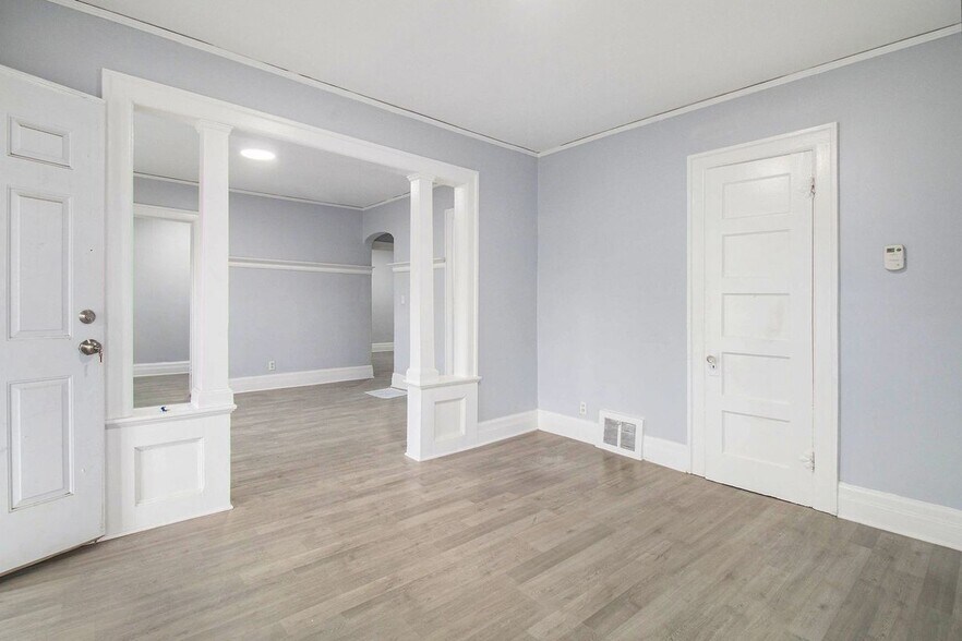 Building Photo - 3801 Ellery St