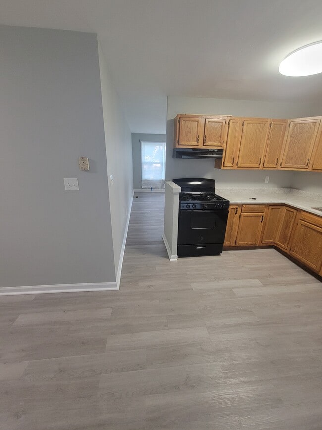 Building Photo - 118 Fairlane Dr