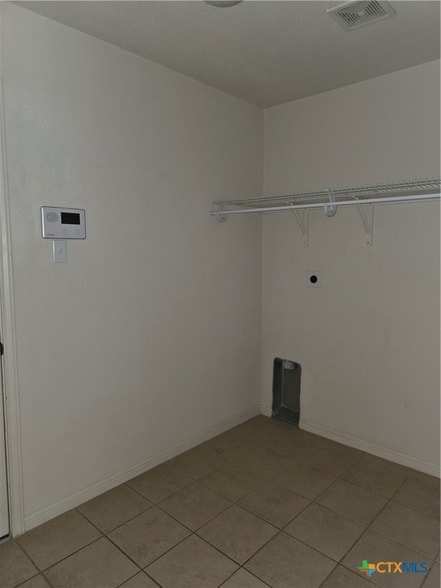 Building Photo - 3403 Bull Run Dr