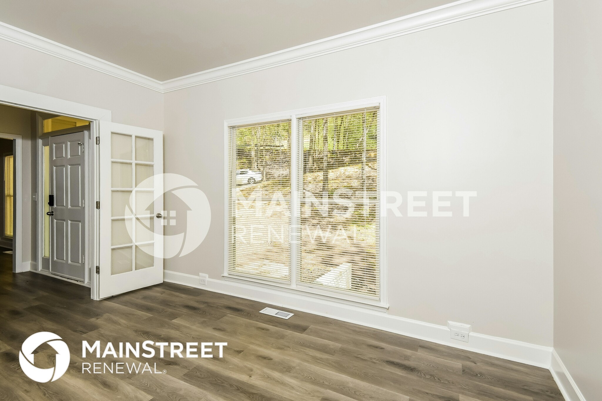 Building Photo - 3041 Jan Dr