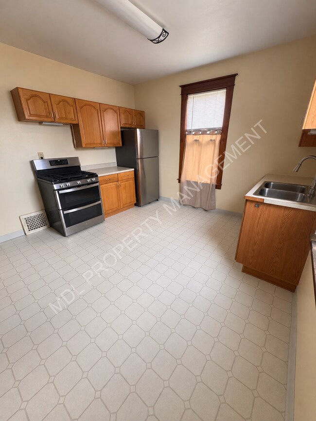Building Photo - 1609 18th St
