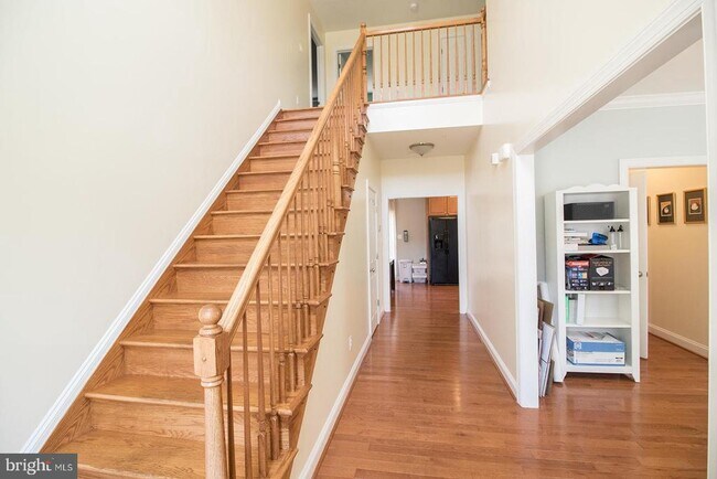 Building Photo - 24676 Broad Creek Dr