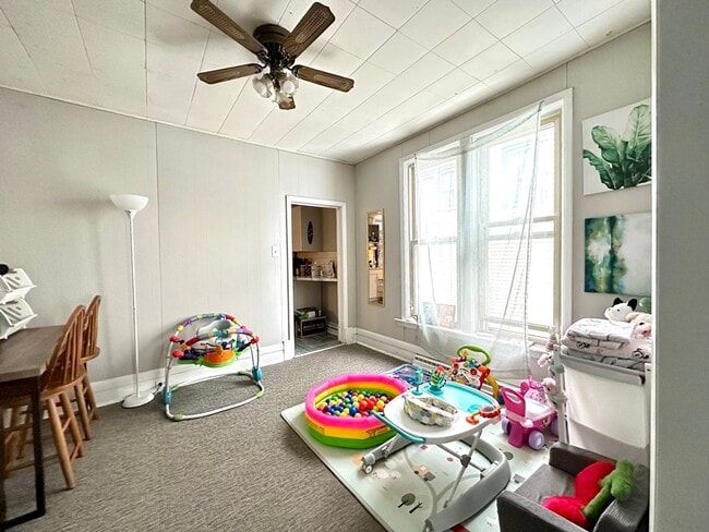 Building Photo - 5731-5733 W 8th St