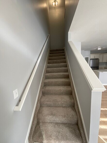 Building Photo - 28957 Cullen Dr