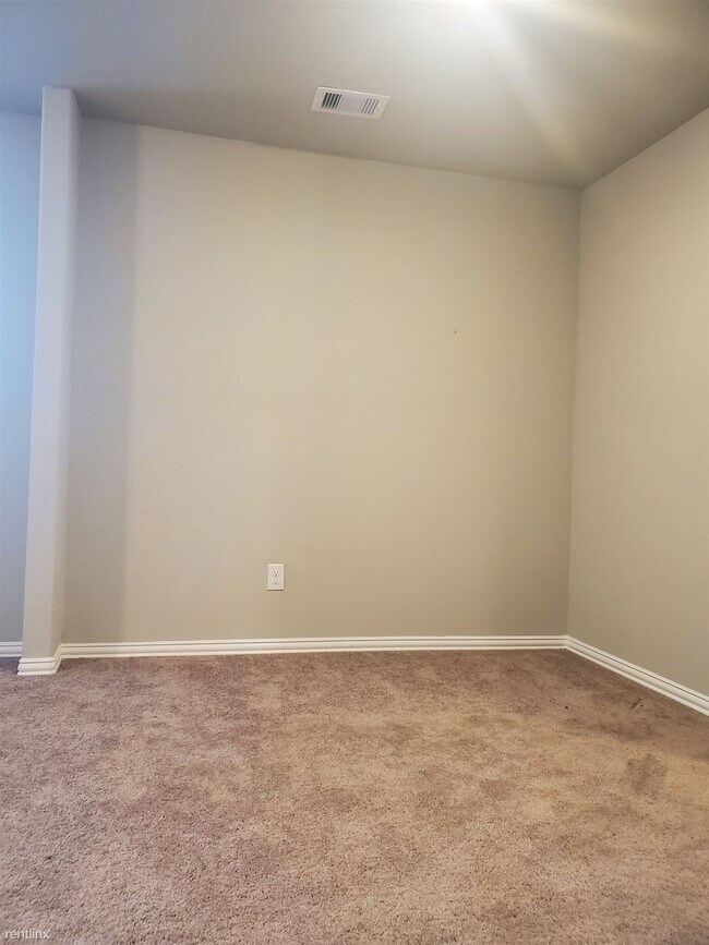 Building Photo - 4 br, 3 bath House - 7442 French Quarter Ct