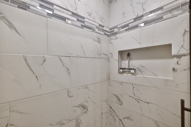 Building Photo - 305 W Exchange St