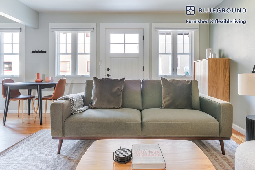 Building Photo - 327 Hawthorne Ave