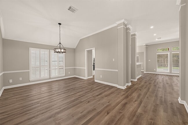 Building Photo - 1527 Lake Pauline Ct