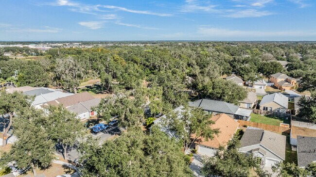 Building Photo - 6724 Summer Haven Dr