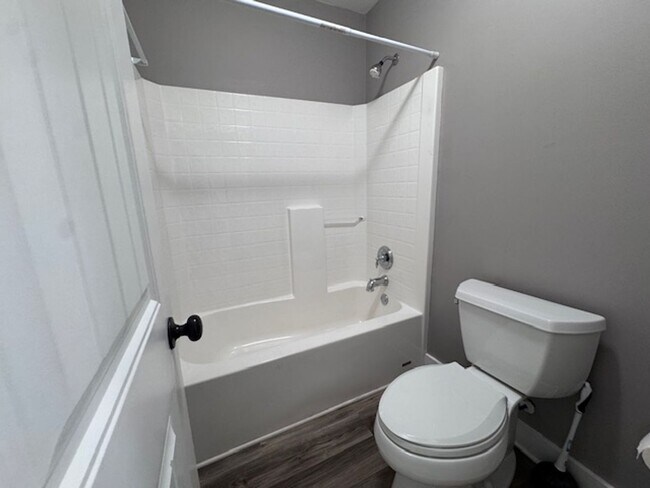 Building Photo - 160 Stonecreek Pl