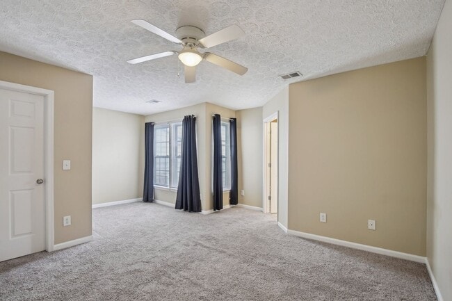 Building Photo - 7841 Heaton Way