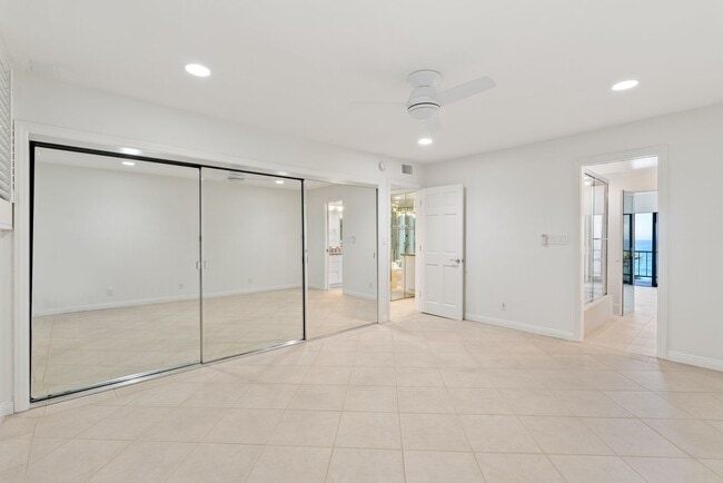 Building Photo - Discover a Coastal Sanctuary at Laguna Royale, Laguna Beach. Comes with 2 Parking Spaces!