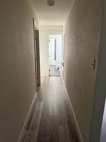 Building Photo - 922 Havenwood Dr