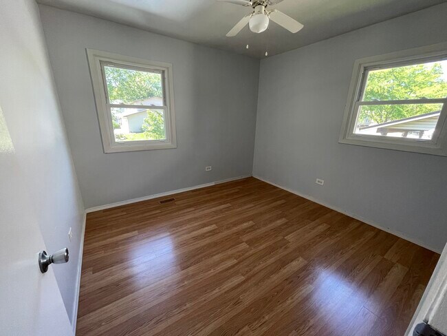 Building Photo - 644 Gannet Dr