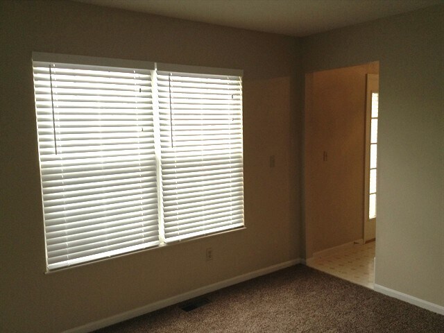 Building Photo - 2209 Springside Ct