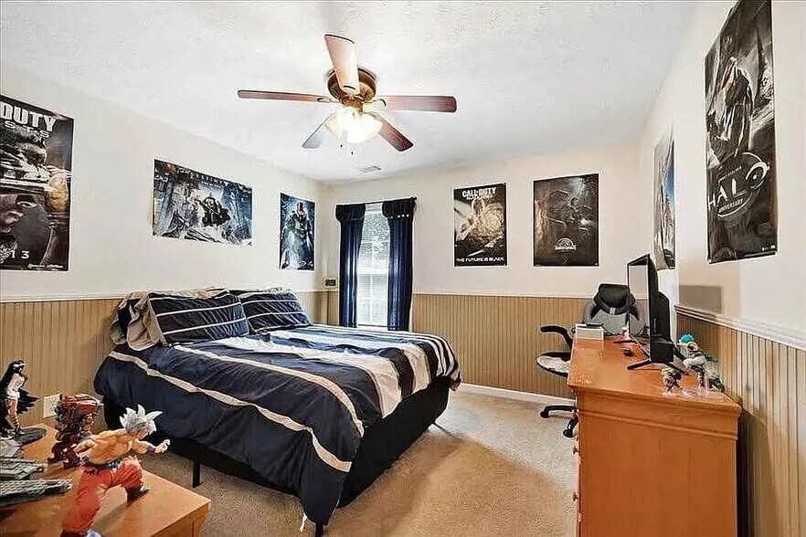 Building Photo - Room in Townhome on Kentmere Dr