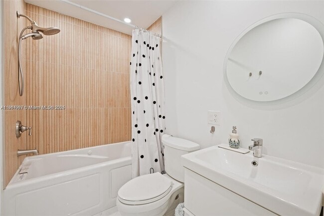 Building Photo - 5021 SW 29th Terrace