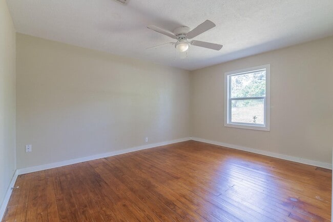 Building Photo - 13563 FM Rd 2432