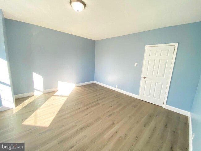 Building Photo - 4055 N 9th St