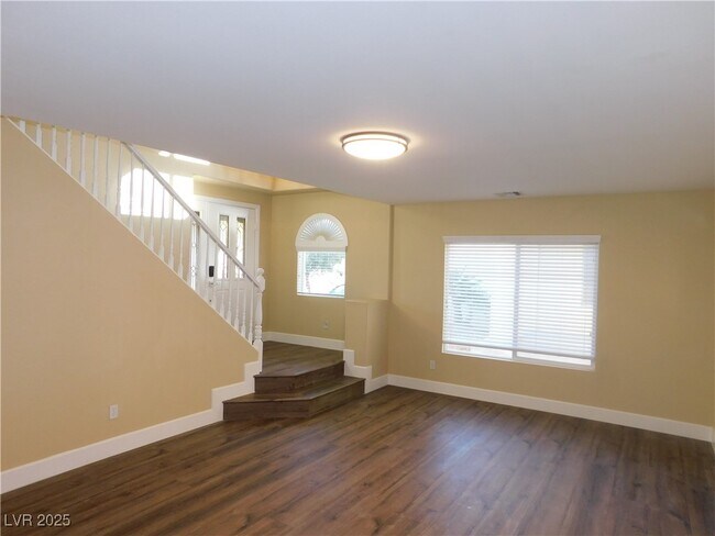 Building Photo - 10855 Carberry Hill St
