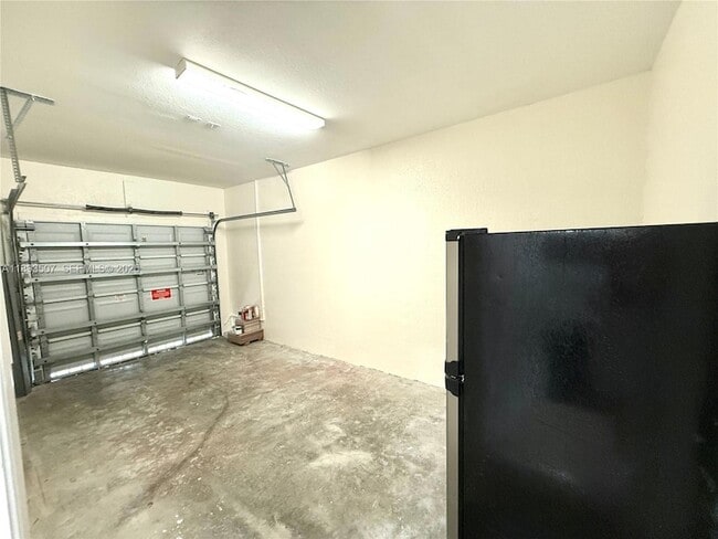 Building Photo - 9446 SW 170th Passage