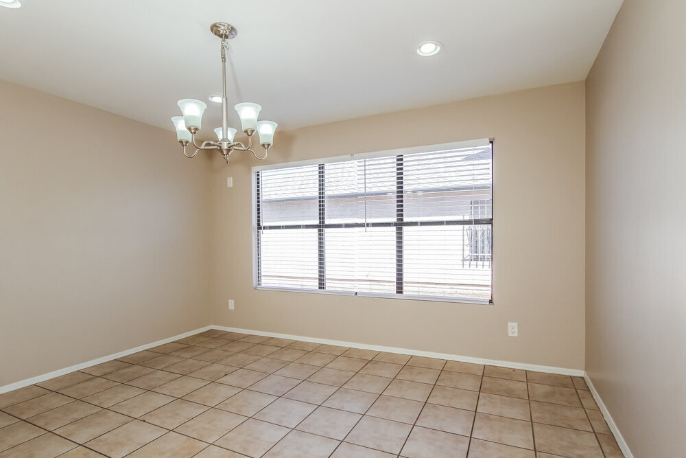 Building Photo - 4729 W Havasupai Dr