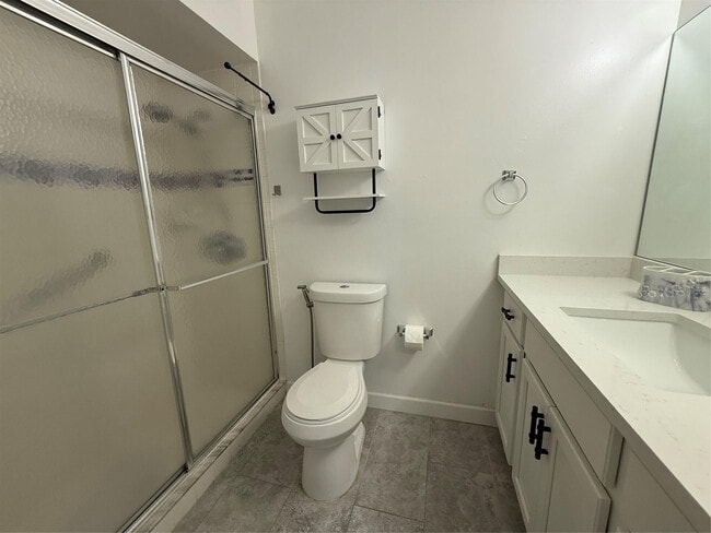 Building Photo - 6101 Woodlake Blvd