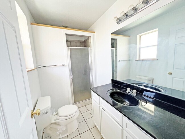 Building Photo - 101 Capt Lee