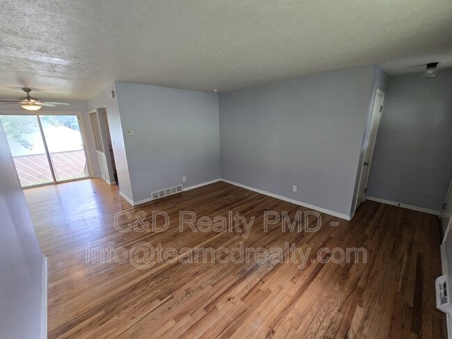 Building Photo - 8615 Macomb Ave