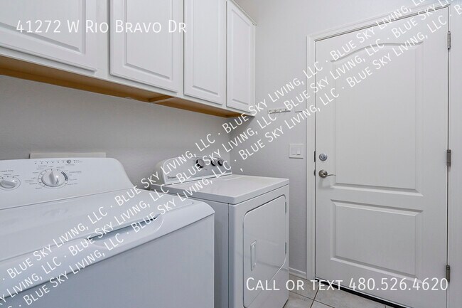 Building Photo - 41272 W Rio Bravo Dr
