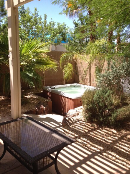 Building Photo - 11493 Roncat Ct