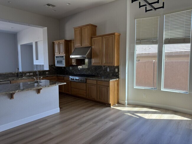 Building Photo - 42107 N Mountain Cove Dr