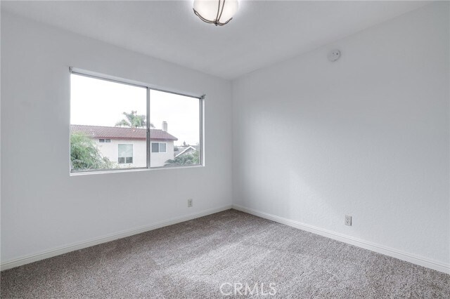 Building Photo - 8602 Doremere Dr