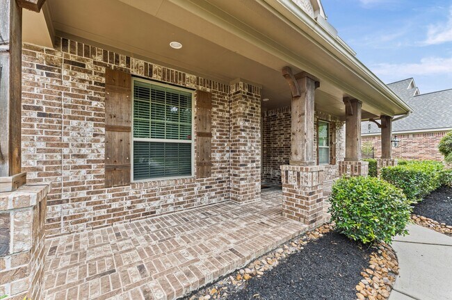 Building Photo - 10 Cayuga Pond Ct