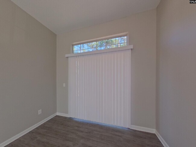 Building Photo - 172 Cherry Grove Dr