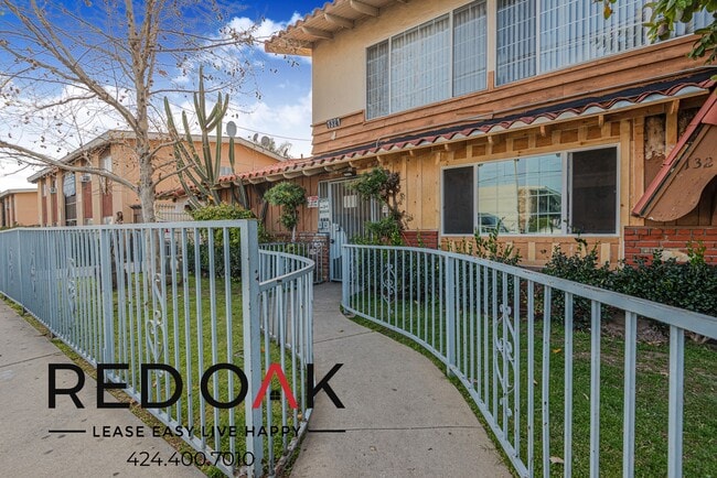 Building Photo - 1321 S Greenwood Ave