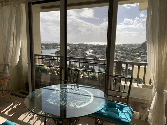 Building Photo - Mostly Furnished 2BR/2BA Condo – Ocean & M...