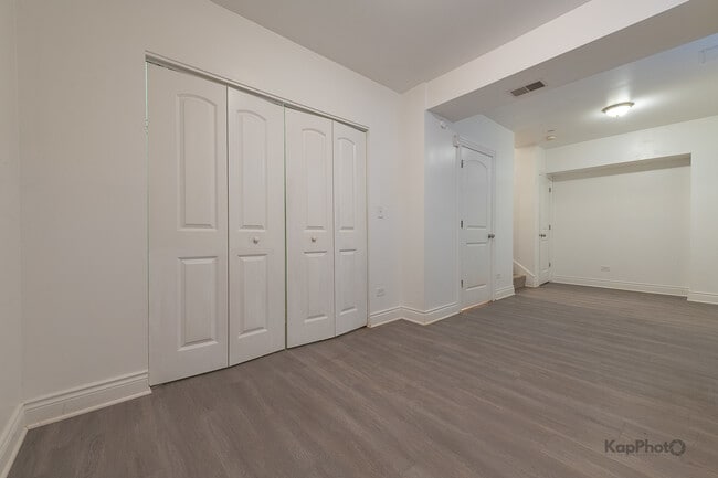 Building Photo - 3607 W 53rd St