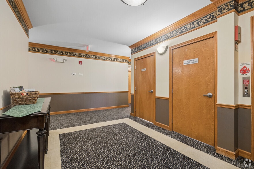 Lobby Photo - Residence at Mill Creek