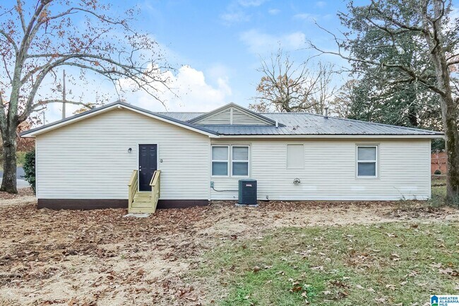 Building Photo - 504 Tupelo Rd