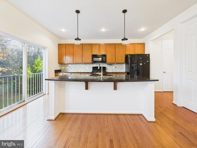 Building Photo - 18213 Jillian Ln