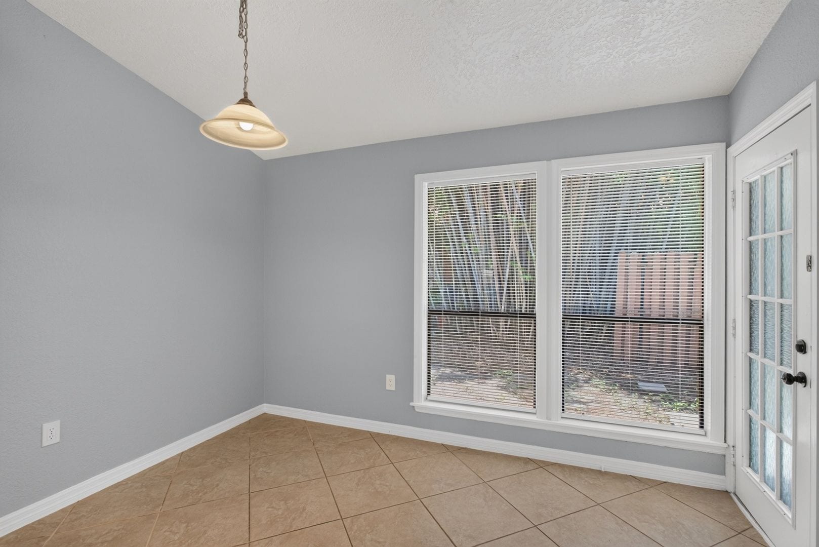 Building Photo - 659 Montego Bay Ct