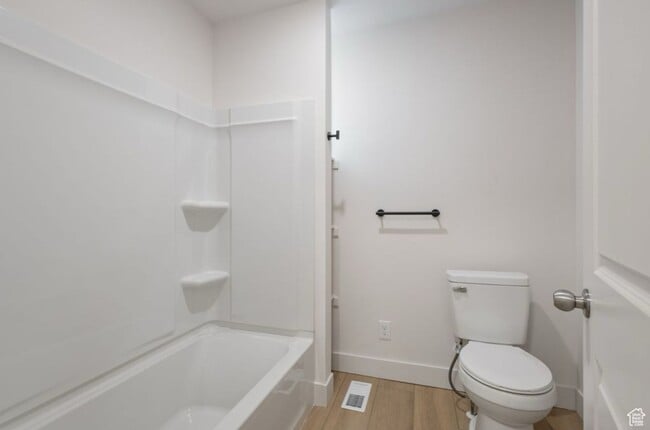Building Photo - 2085 N 900 W