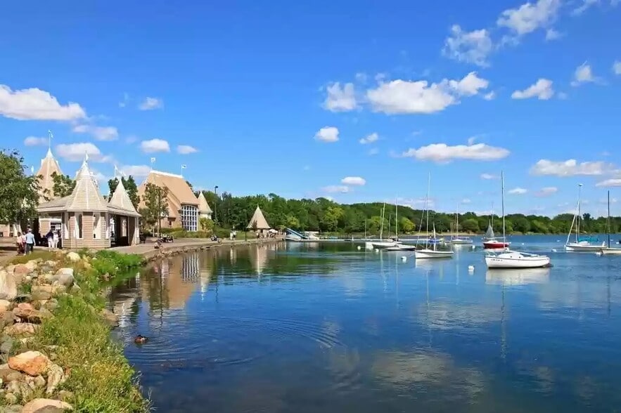 Building Photo - 4312 Colfax Avenue South