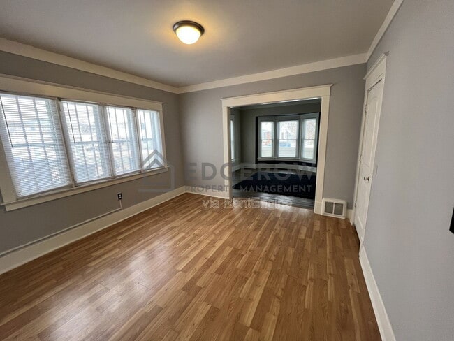 Building Photo - 719 Stocking Ave NW