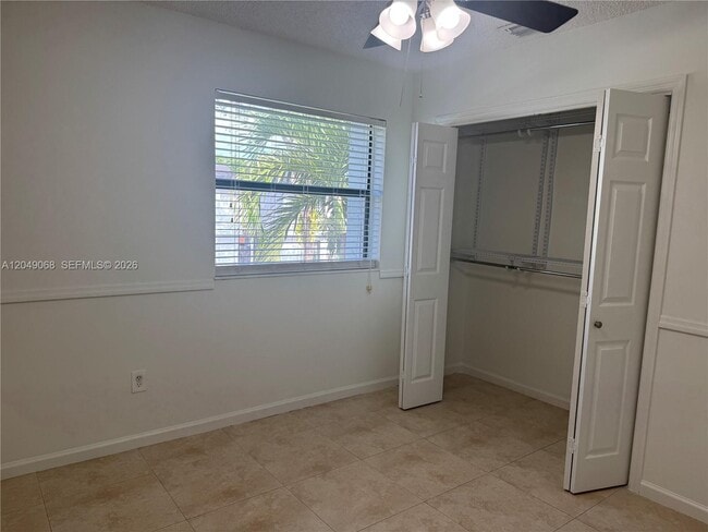 Building Photo - 15054 SW 127th Pl