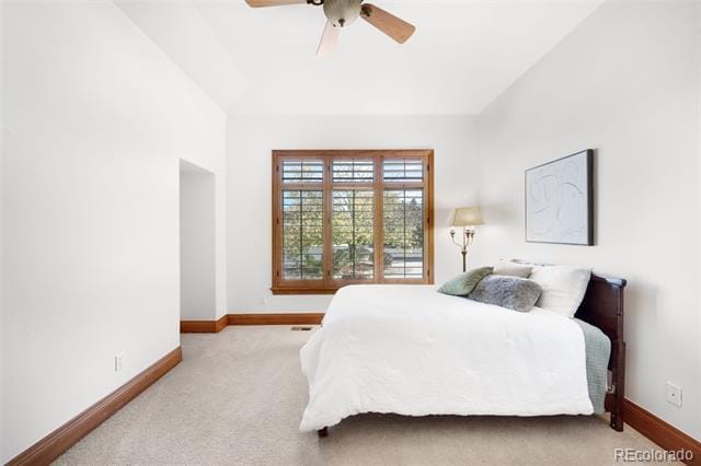 Building Photo - 1705 W Hinsdale Pl