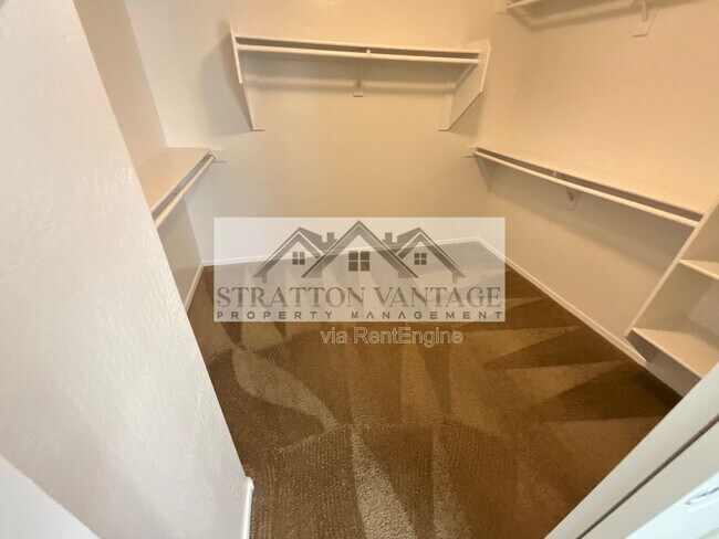 Building Photo - 15582 W Rio Vista Ln